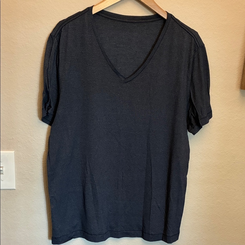 Lululemon striped V neck size XL